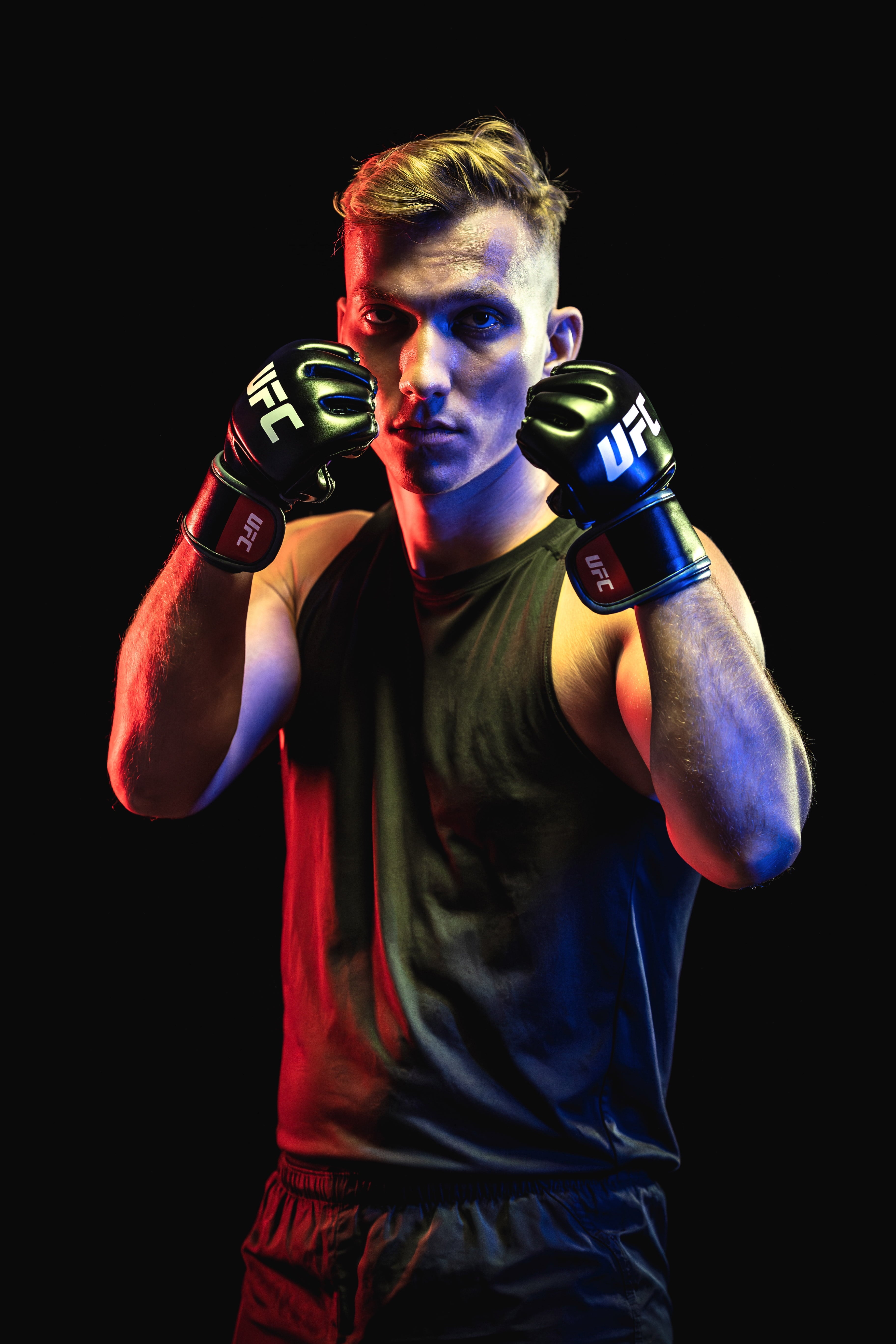 UFC MMA GLOVE BLACK L/XL